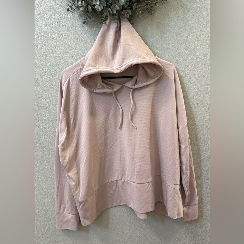 Mondetta Medium hoodie